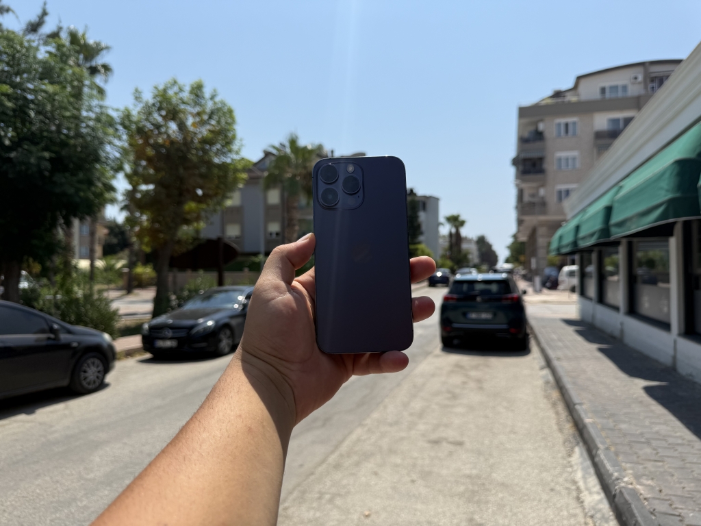 Antalya iPhone 14 Pro Max Ekran Değişimi 