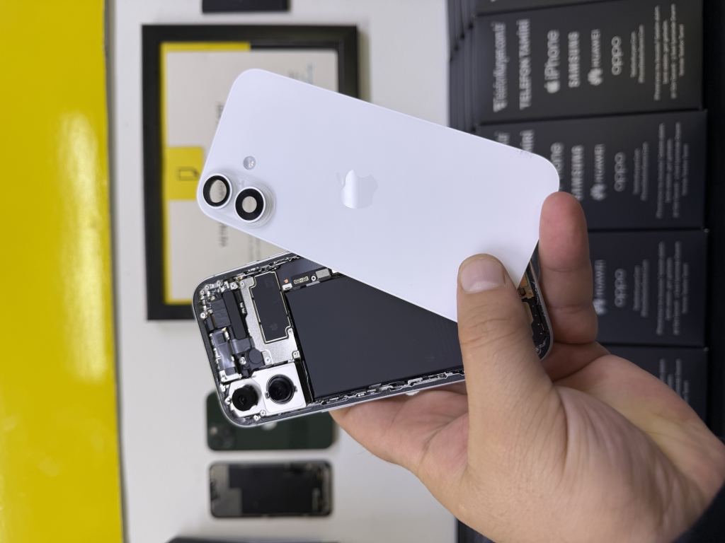 Antalya iPhone 16 Pro Batarya Değişimi