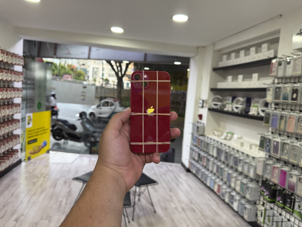iPhone 13 ekran değişimi Konyaaltı