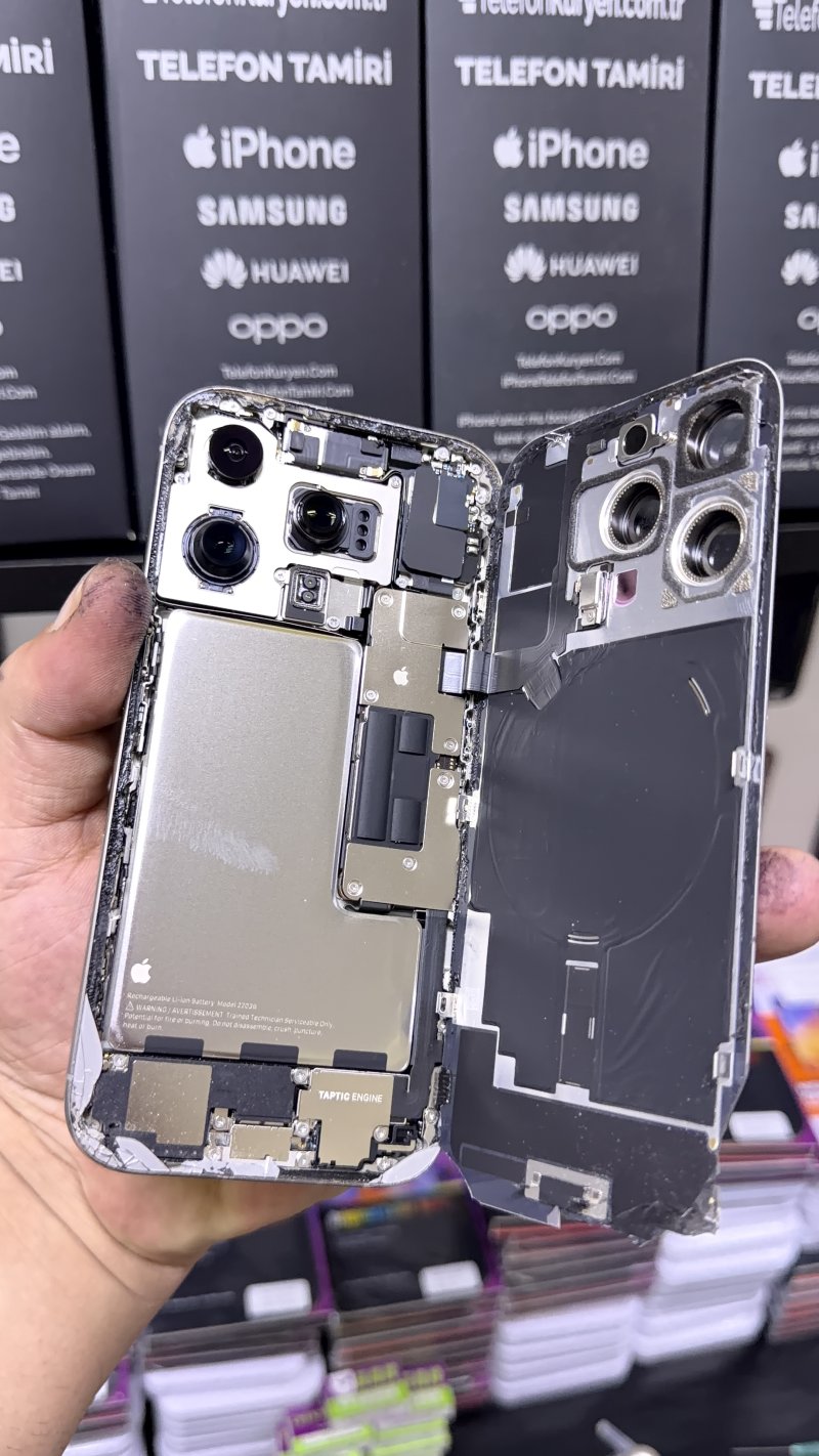 iPhone 16 Pro Arka Cam Değişimi Antalya – TelefonKuryen.Com