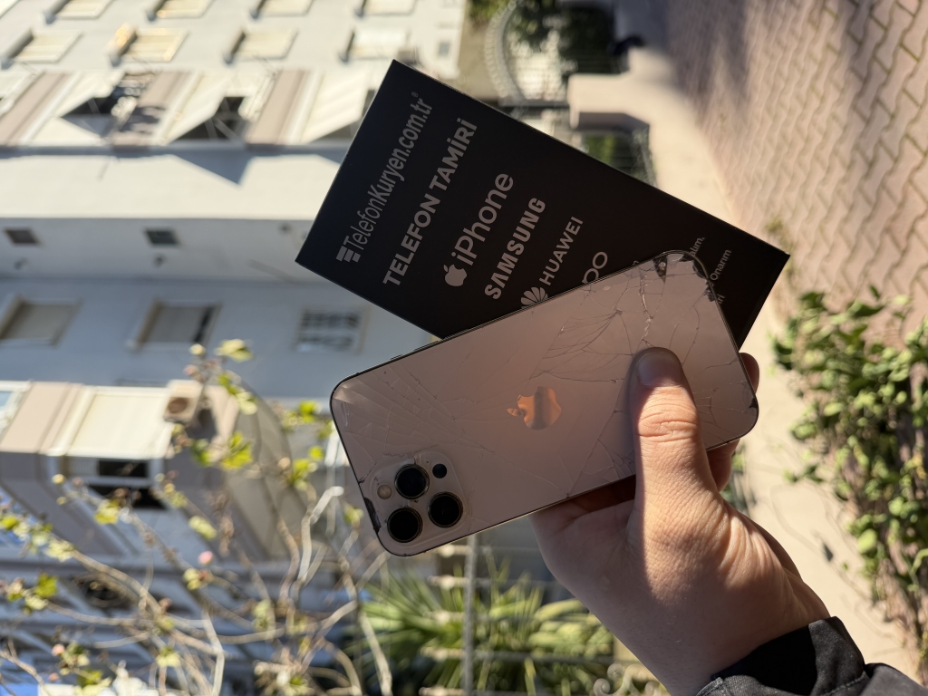 iPhone 16 Pro Batarya Değişimi Antalya